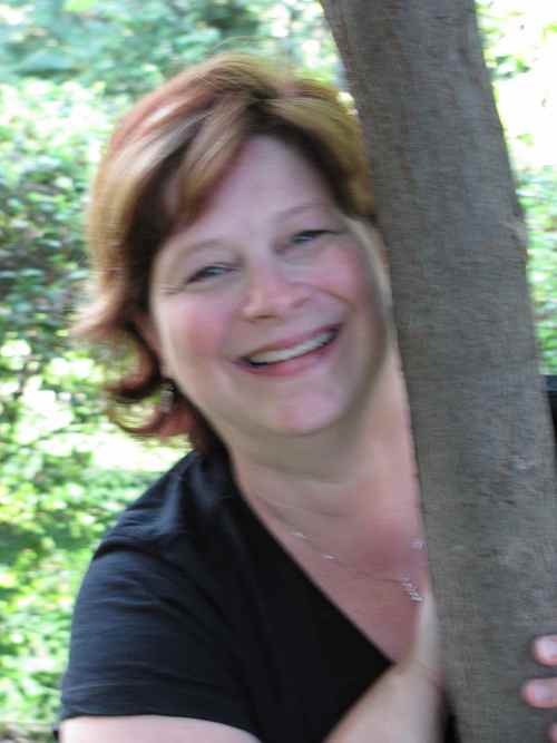 Hockey mom, wife, teacher, and no nonsense woman.