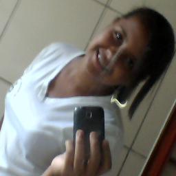 naao  sou  donaa  do  mundo  mais  sou  filha  do  dono  *-*
