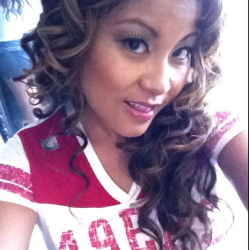 2Become1Love's profile picture. Live Life, Laugh n Love, Not worth the time to live any less than positive! XoXo