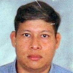 Docente universitario graduado en la UNAN-Managua en Ciencias de la Educación, Especialidad de Ciencias Sociales.