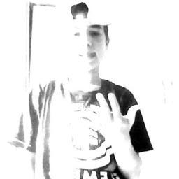 ei lucas gordo machado pequeno, tu sabe que pode contar smp cmg, vou smp te aconselhar e fazer de tudo pra te ver sorrir, te amo e é nós / @bruunakaroline_