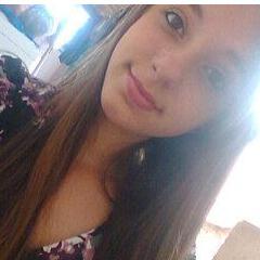 Ciumenta, timida, carinhosa, eternamente corinthiana '-' / @BeatrizMeloni_ Best' 3'