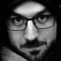 Mi sono seduto dalla parte del torto perché era li che c'erano le pizzette