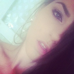 normaparral's profile picture. Amante de la moda, de la comida, de lo original.
Me gusta escuchar musica y mas a Los Beatles.