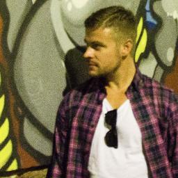 New Zealand born Tech, Progressive and Deep House DJ rocking dancefloors around London & Europe!