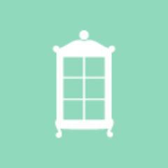 Full time dreamer, writer wannabe, fashion addict and so on...That's me! Are You interested?