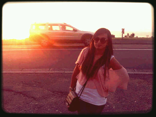 Sarah_bibi_vds's profile picture. Drum and bass enthusiast... Inlove with the incredible @BassierAmlay and currently studying teaching!