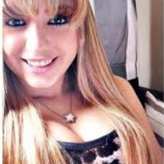 BrunaCa58441245's profile picture. 