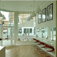 CENTINIBDB's profile picture. The only place to go for Beautifully Blow-dried hair. Tel 020 7736 7539 Mon - Fri: 7:00am-8:00pm Sat: 8:00am -8:00pm Sun: 10:00am - 5:00pm