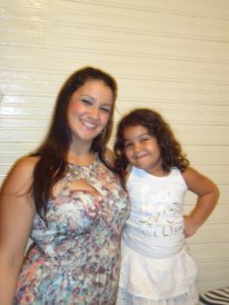 Mãe da laura, amiga da rafa pereira,amo balada, sou apaixonada pela vida ....