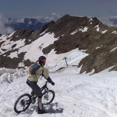 BIGTONE1969's profile picture. 