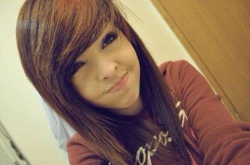 Follow me please! (: 
-Dont judge me if you dont know me.
 -music;
-jesus. 
-being weird.
