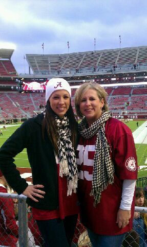 Jesus Freak, Daughter, Wife, Mother, MiMi, Friend and life long Alabama Crimson Tide fan!