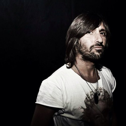 moskinodj's profile picture. art director & resident dj del progetto international love party from demodè club.
genere musicale:
house - deep house - edm