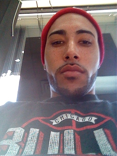 Trapping in a HOOD near u $$$$$$$$       ( kik me @ RocObamaThaDon  )
