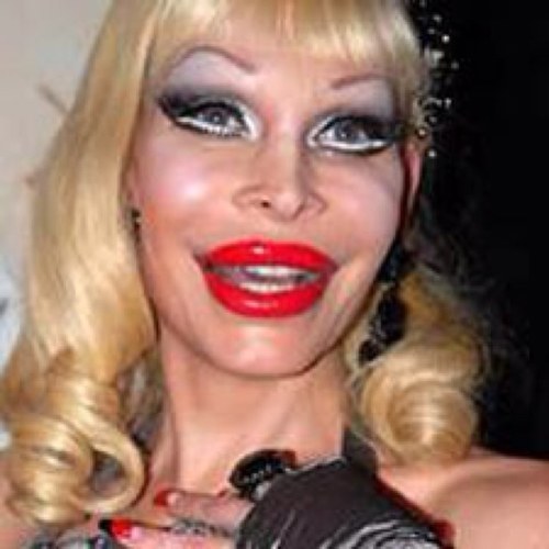 HefinsMother's profile picture. Keeping an eye on that little bugger @constantslimmer. Oh, and I'm his mother.