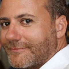 #EmbraceTheAbsurd. Dirk is a writer, satirist, social observer, truth police, brain-for-hire & marketing czar. Find his blog at http://t.co/Lqhozb4xQX