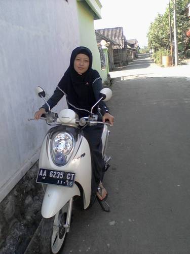 fafaRidafa's profile picture. many dreams°°
keep to smile
^_^ 
believe_ happy ending