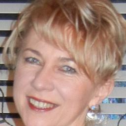 I encourage  YOU to feel and look YOUR very best! At Any Age! Follow the rule:
“I'm like a fine wine. I get better with age