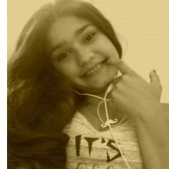 Hi, my name is Anne Caroline. 12 years. I'm directioner brazilian! Twitter oficial: @Cupcakedo_Nouis