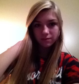 I go to calhoun middle.
Im a competition football cheerleader.
Im 14. 
My name is Christina Caulder.