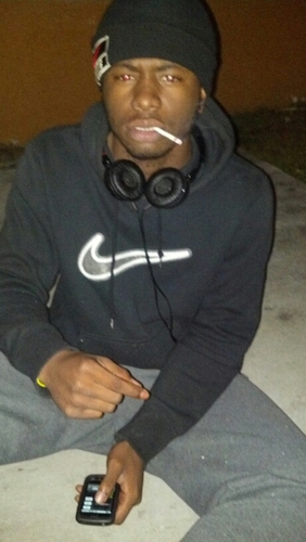 Beans_Dopee's profile picture. 19. #TeamScorpio . Life Is Like A Box Of Chocolate, You Never Know What Your Gonuh Get.-Forrest Gump. #foreverTAKEN by my future wife @thatwhitegirlxo