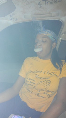 gimme all ya cash and the diamonds im worth it but gone stop what ya doing and follow a real thug bitch :)