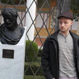 Founder at @constructor_io. Enjoyer of data science, acrobatics, languages, and travel.