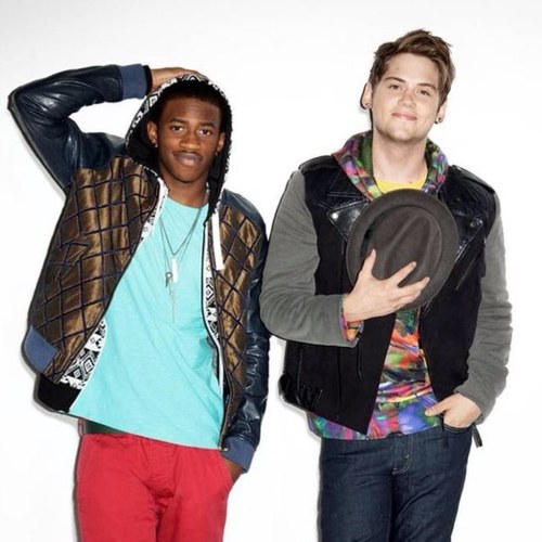 Loving MKTO till the end. Personal; LexaLawl ~ Instagram; MKTOAddict ~ #MKTOArmy