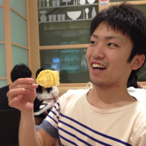 地球に生まれてよかったー！！ こうみえてHSS型HSP。HSPの方々と関わりが持てたらとても嬉しいです！！
