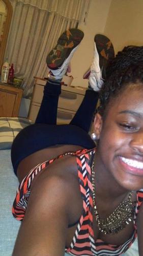 Black Diamonds ENT. My Smile is the Gun my lips are the Triger my heart is the Bullets so call me a Contract Killer