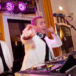 IDDJDennis's profile picture. Eigenaar ID-DJ: Voor al UW feesten en partijen op maat.
Eigenaar Vergaderen à La Carte: Vergaderlocaties op het platteland. http://t.co/0FP5V2l20i