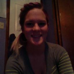 meridithhh's profile picture. im 19 and still trying to figure out what i wanna do in life and wouldnt be able to make it without God. 3