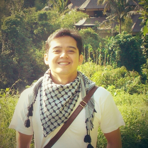 Father of Ratu Raisha Zafira | Easy and breezy | Old-fashioned.