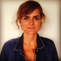 Strategic creative, word lover and co-director of @mas_creativas.