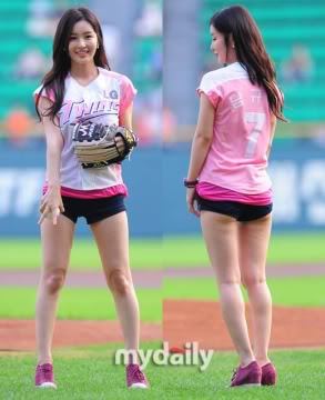 『VERIFIED』From @SUPEROLEPLAY♥KARA's Gyuri♥Fams check fave (♈̷̴•̪ -̮ •̪)づ)˚з°)♥Mention for Followback