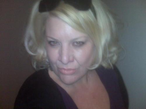 luvmywillard's profile picture. 