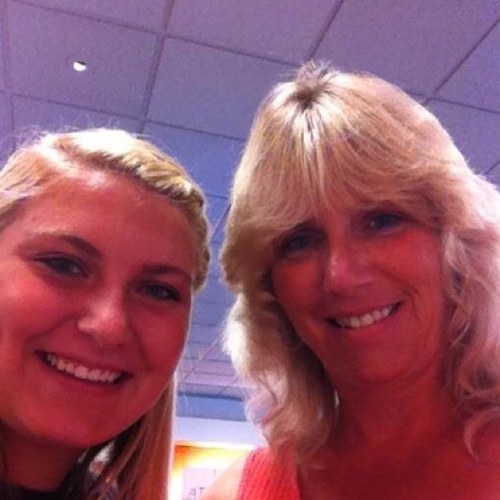 verosoftball55's profile picture. 