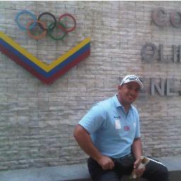 Licenciado en Educacion Fisica y Deporte, entrenador de las Selecciones Nacionales de Balonmano playa y miembro de la Fdederacion Venezolana de Balonmano