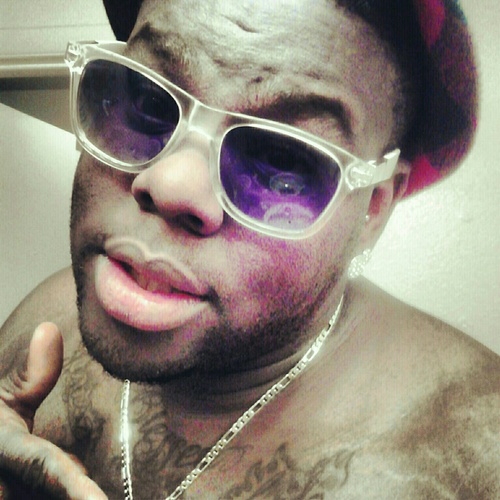 What's up peoples its your boy prettywillie want to know more just ask!!