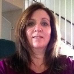 mom, wife, daughter sister. 2nd grade teacher.
