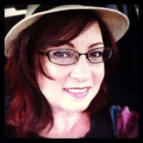 Whiskey drinkin-cigar smokin-Craft Beer lovin, Actress/Director/Producer in CLT. Mommy, Devil's Advocate & Wife to @raindawg. Not necessarily in that order.