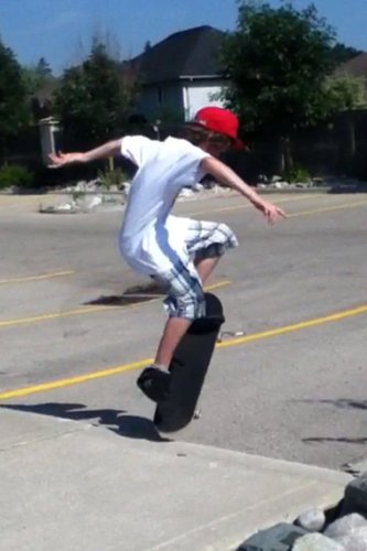 fums_COD's profile picture. 