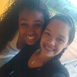 -• 'Biografia {?}
Fala sério! Como vou resumir minha
vida aki no twitter?
;P   //  - Segue ? sigo de volta *-*