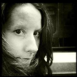 Publishing professional, bookseller, social mediaholic.