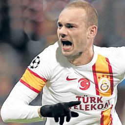 sneijderbasgan's profile picture. geliyorum aslanlar yengenizide ikna ettim..