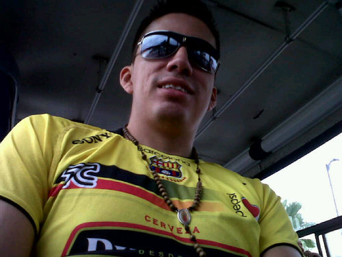 thecap_emo's profile picture. Vive la vida como si fuera el ultimo dia..!!