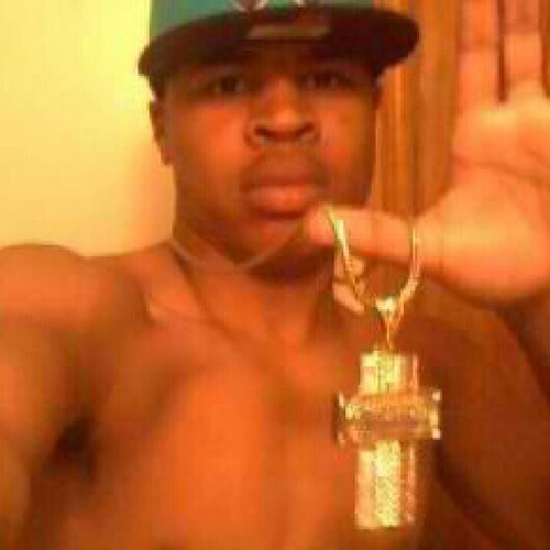 like to get $$$-Got 2 beautiful kids-Love shoes n clothes-# Team Miami Heats-M.i.a. Taydaman n #free Dmuff n da South