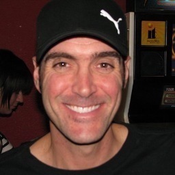 U of R Cougar Men's b-ball Alumnus, amateur chef, wine enthusiast, dog lover, runner, husband and father.