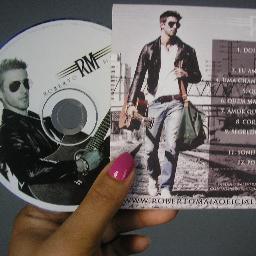 Zi,RM https://t.co/EKxfeVxnRE  Sejam bem vindos :) seguido pelo cantor  @RobertoMaiaReal 15/08/2012  ROBERTO MAIA
